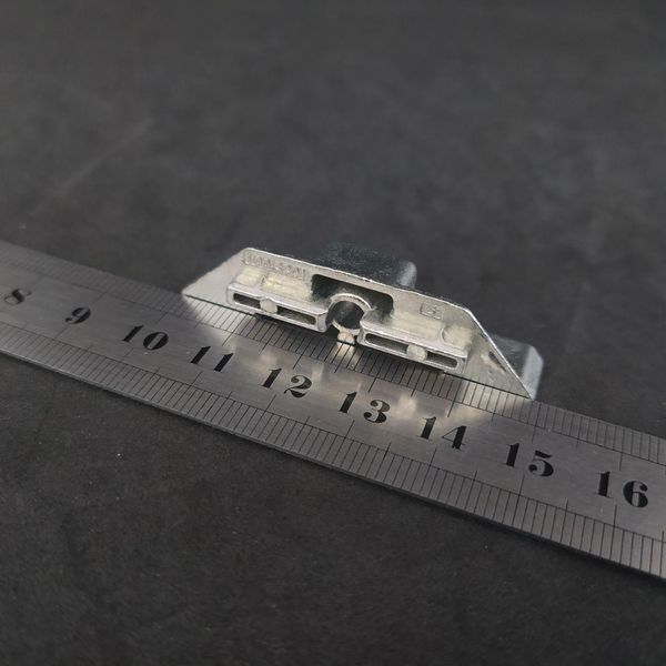 Ответная планка запор цапфы Vorne тонкая 9мм 519 фото