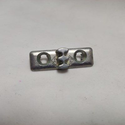 Ответная планка Roto запор цапфы пошаговое микрощелевое проветривание 1985 фото