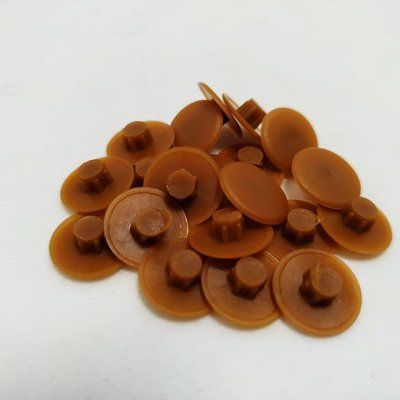 Заглушка пластиковая на конфирмат шляпка для маскировки (Орех) Арка Пласт 20 шт диаметр 12 мм заглушка 1489 фото